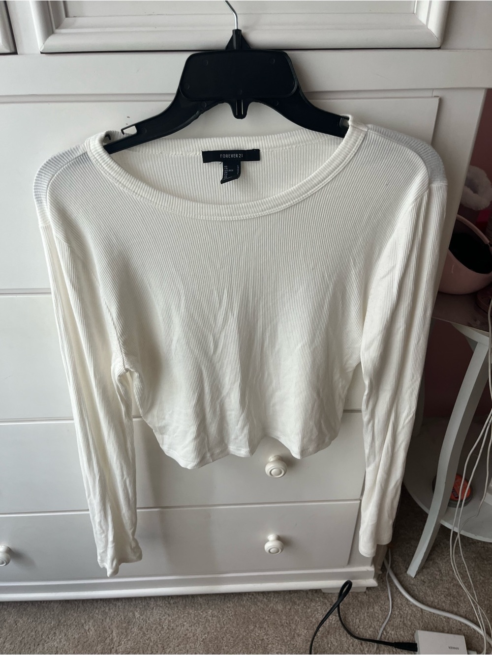 Forever 21 Cream Ribbed Long Sleeve Crop Tee